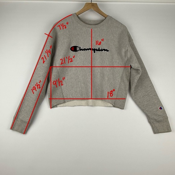 Champion Reverse Weave Cropped Crewneck Sweatshirt – Size Medium - Picture 9 of 9
